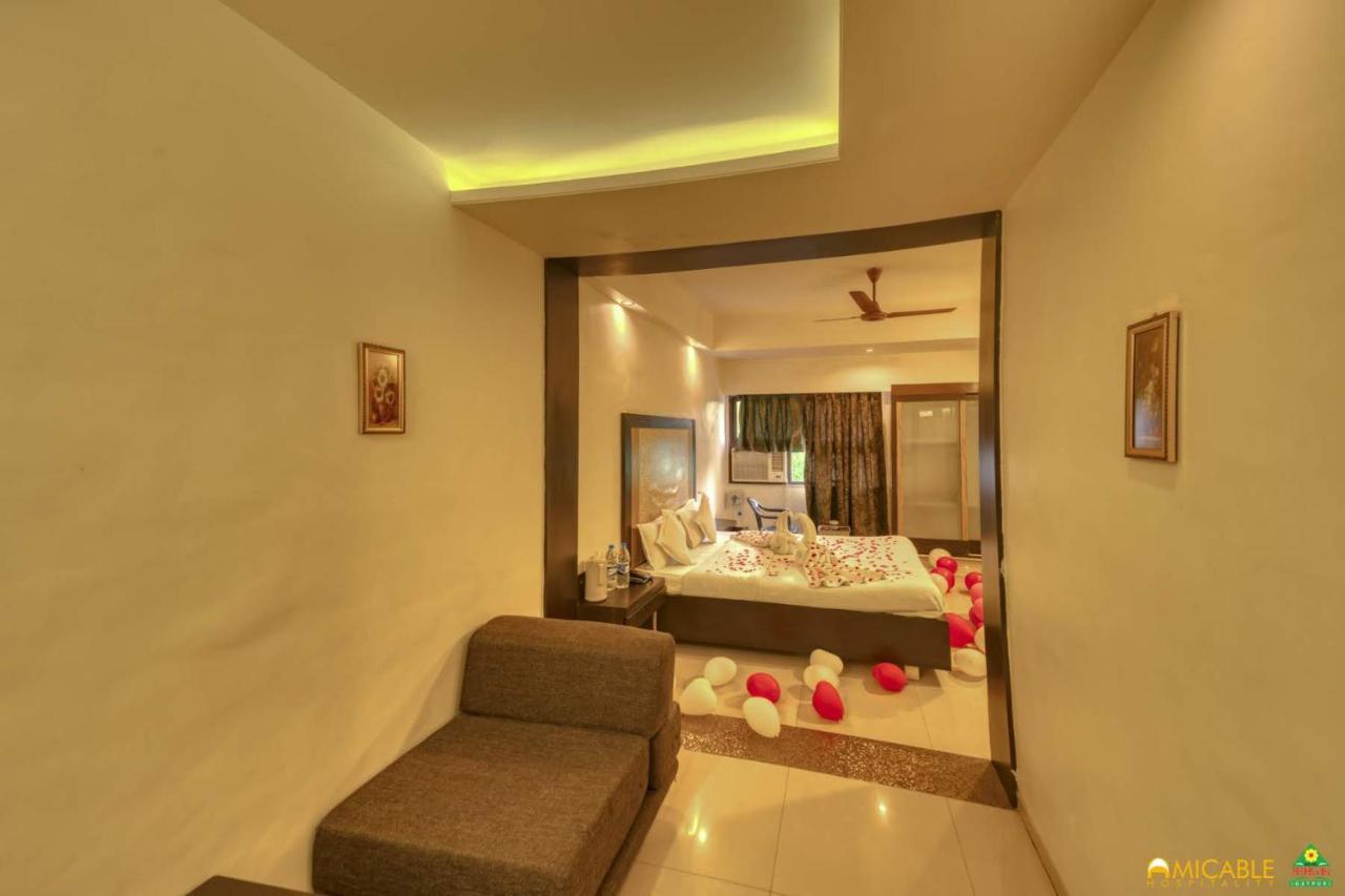 Hotel Ashwin Igatpuri, Pure Veg & Jain Food Bagian luar foto