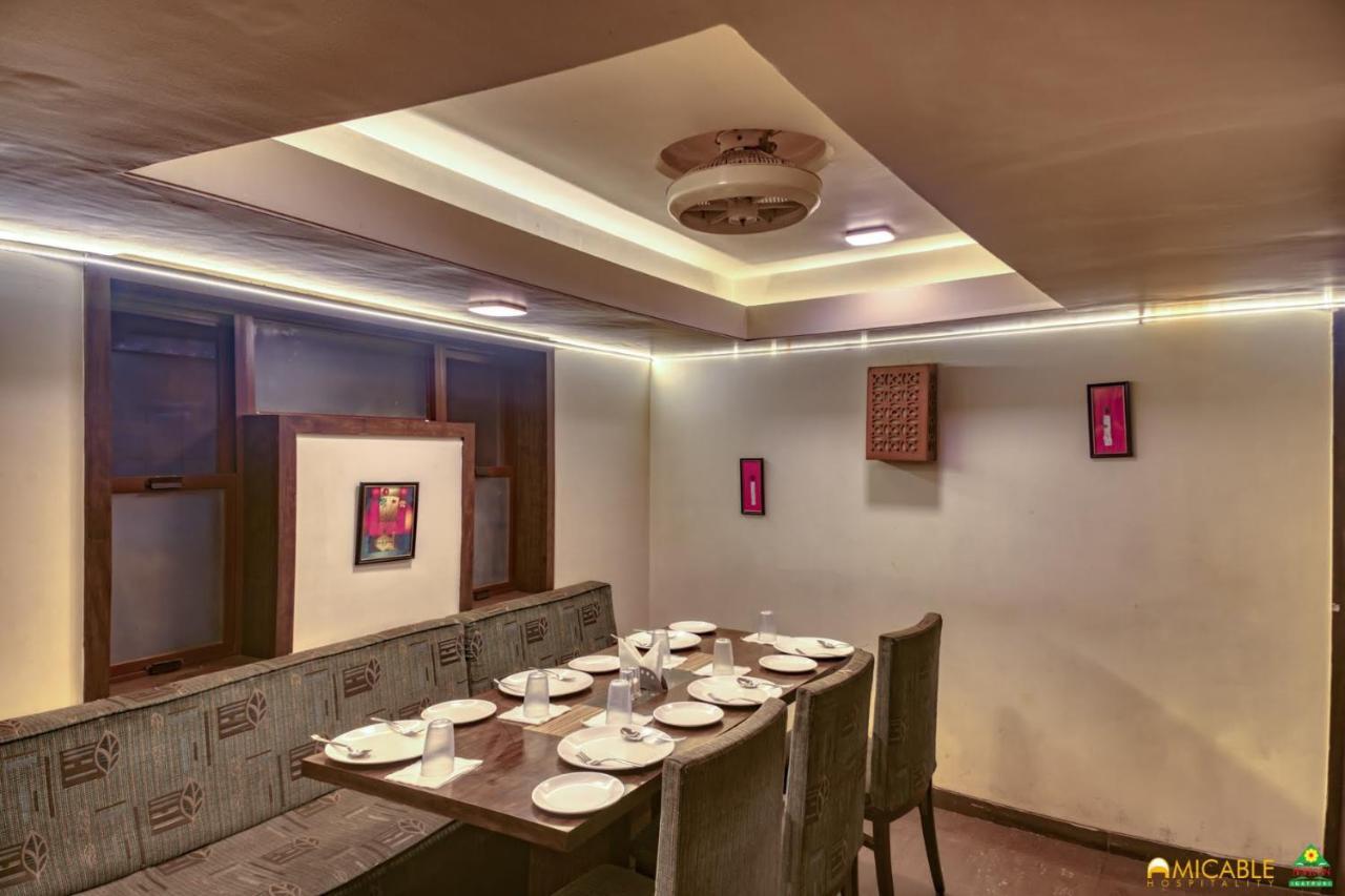 Hotel Ashwin Igatpuri, Pure Veg & Jain Food Bagian luar foto